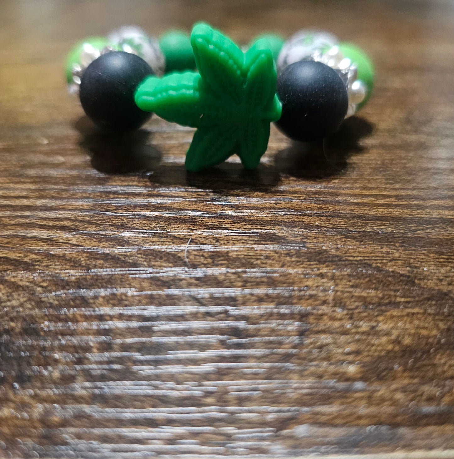 Customized Wire Cup Charm - Unique Design for Drinkware and Bottles
