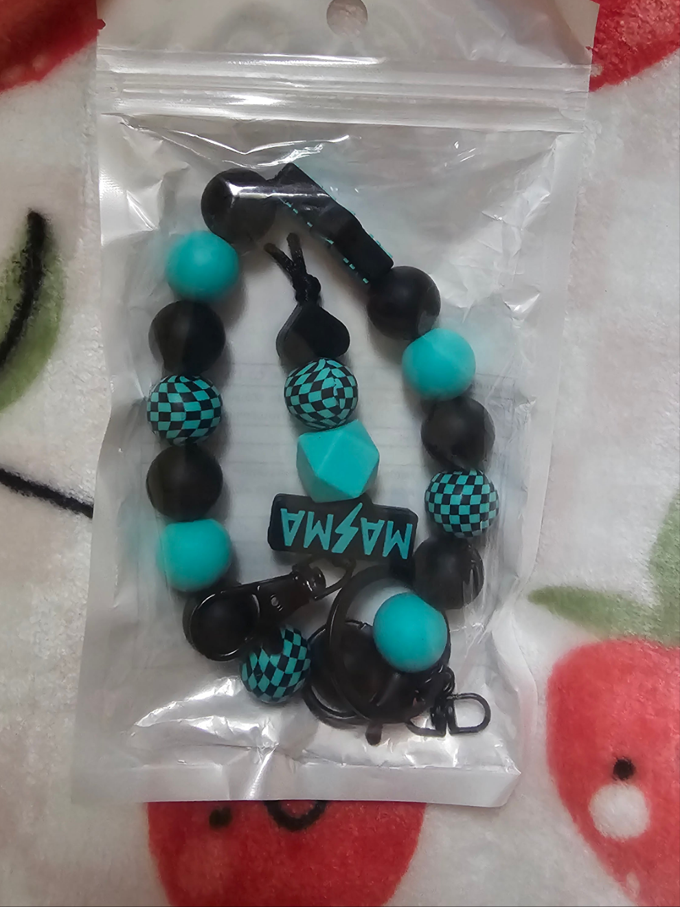 Mom wristlet with keychain