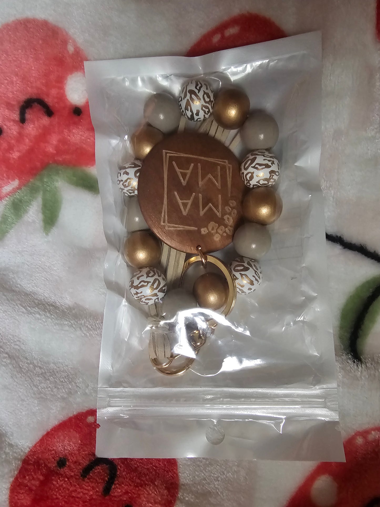 Mon wristlet