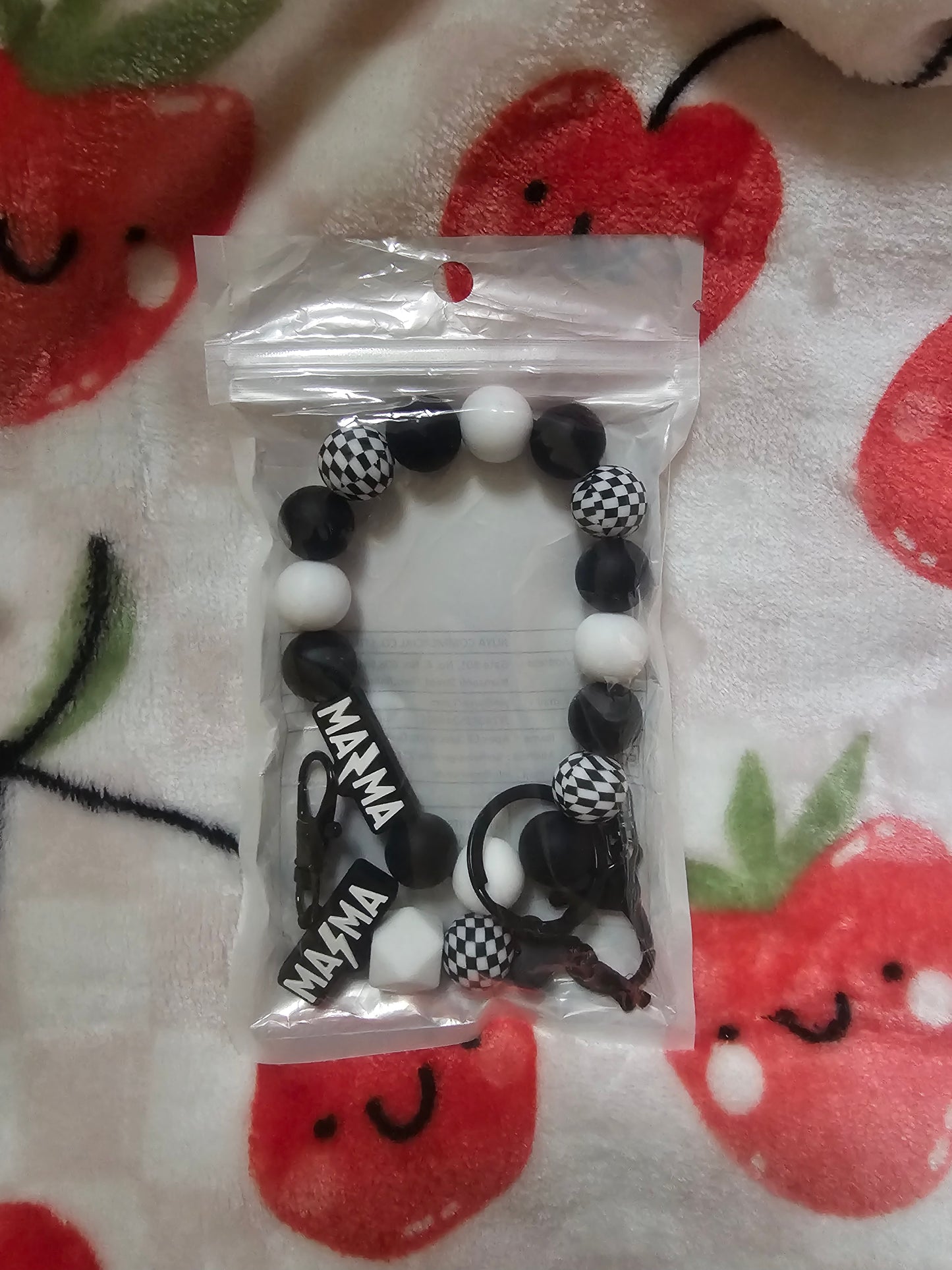 Mom wristlet with keychain