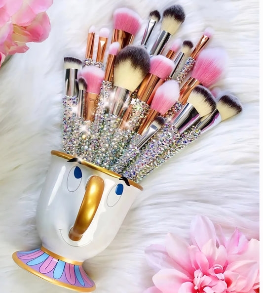 Rhinestone eyeshadow brushes